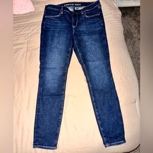 NWOT American Eagle jeans.